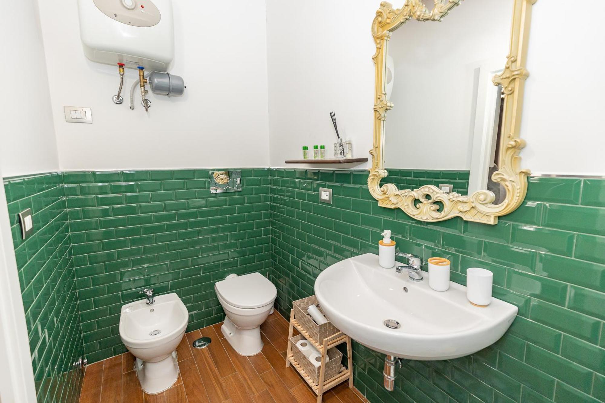 Centro Storico Redmood House A 5 Min Dal Mare, Wi-Fi, A/C E Netflix Apartman Barletta Kültér fotó